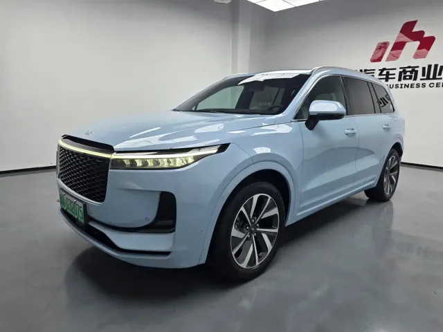 Фотография автомобиля — Li Auto ONE