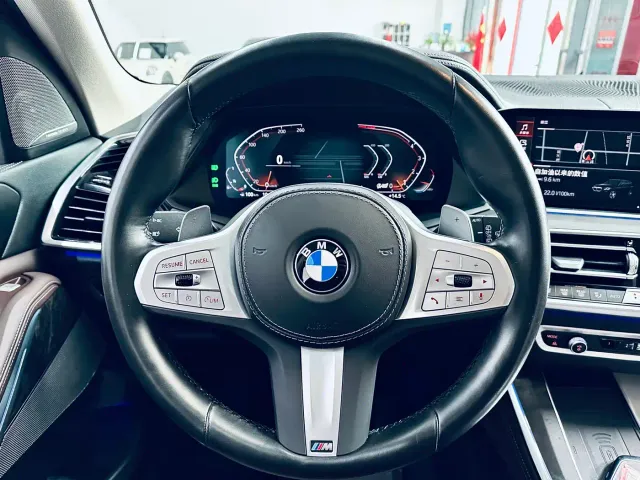 BMW X5 — Фото автомобиля 14