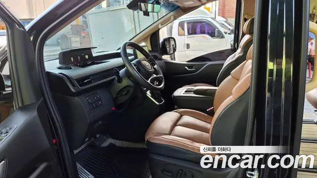 Hyundai Staria Staria Tourer 9 мест — Фото автомобиля 5