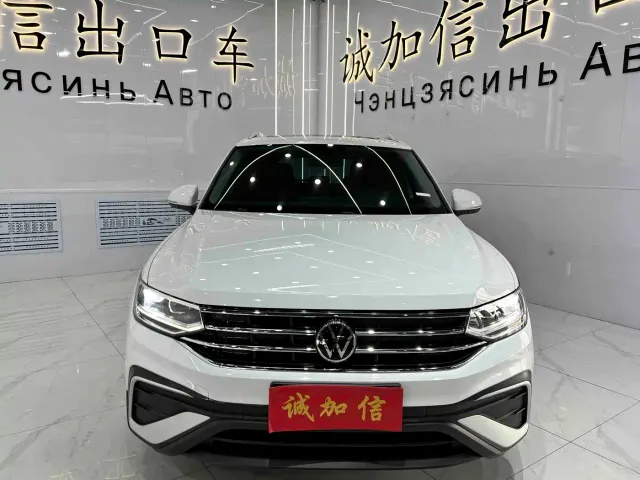 Volkswagen Tiguan L — Фото автомобиля 2