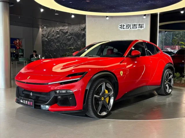 Фотография автомобиля — Ferrari Purosangue