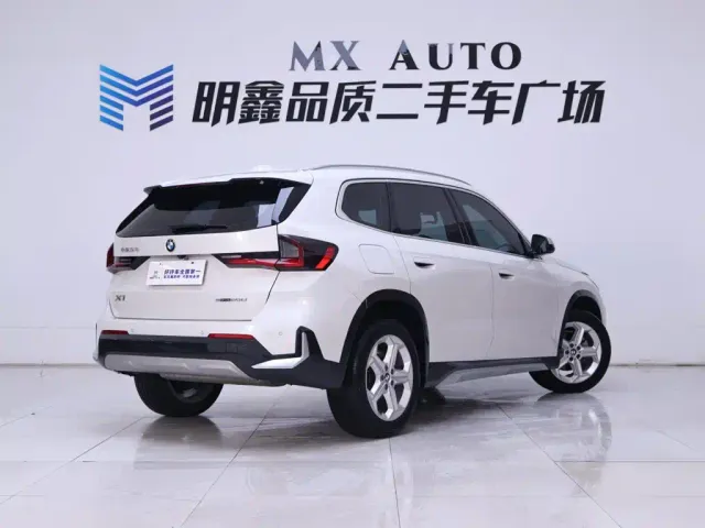BMW X1 — Фото автомобиля 7