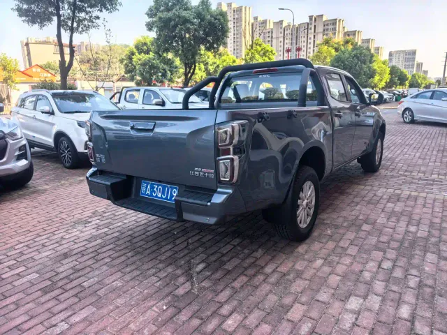 Isuzu Lingtuo — Фото автомобиля 4
