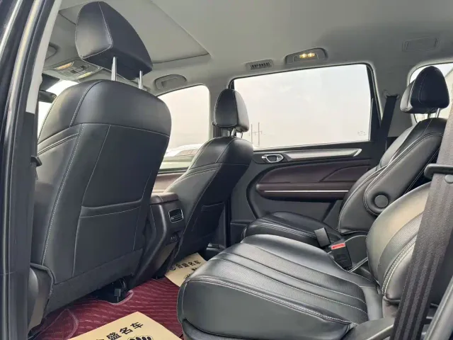 GAC Trumpchi M6 — Фото автомобиля 5