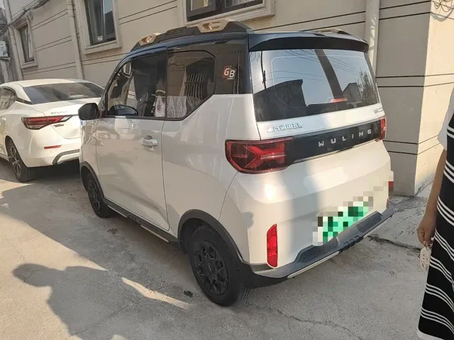 Wuling Hongguang Mini EV — Фото автомобиля 2