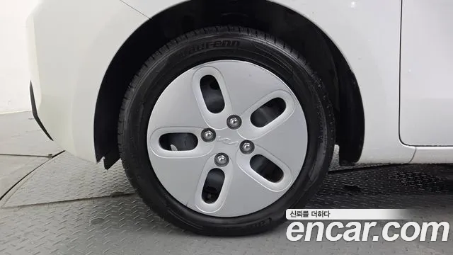 Kia RAY Новый Kia Ray Фургон — Фото автомобиля 5