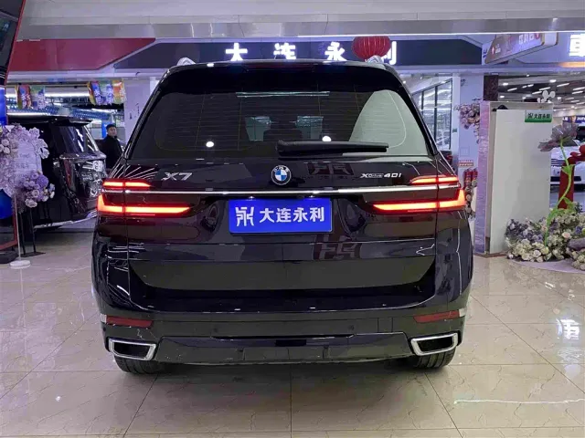 BMW X7 — Фото автомобиля 16