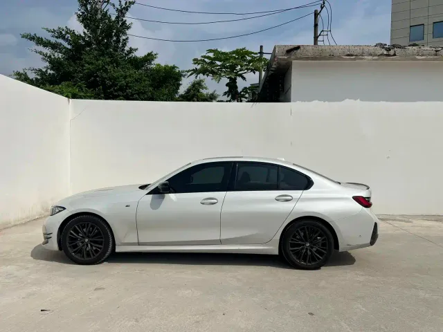 BMW 3 Series — Фото автомобиля 3