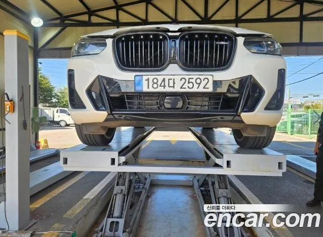 Фотография автомобиля — BMW X4 G02