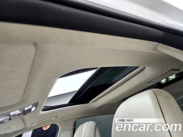 Genesis G90 Бензин 3.5 турбо AWD — Фото автомобиля 12