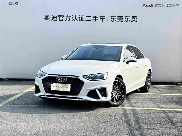 Фотография автомобиля — Audi A4L