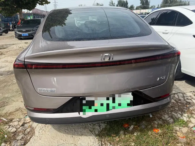 Changan Qiyuan A07 — Фото автомобиля 5