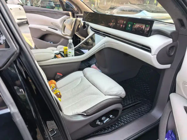 IM Motors LS7 — Фото автомобиля 11