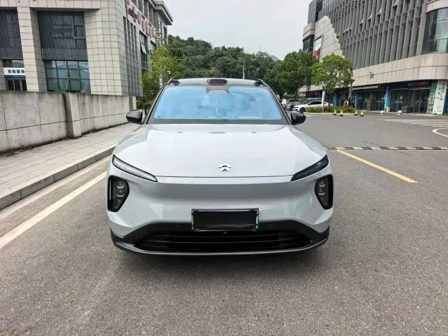 Nio ES6 — Фото автомобиля 15