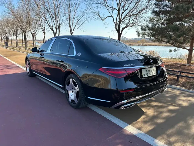 Mercedes-Benz Maybach S-Class — Фото автомобиля 16