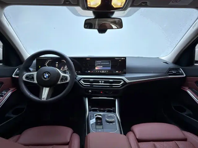 BMW 3 Series — Фото автомобиля 12