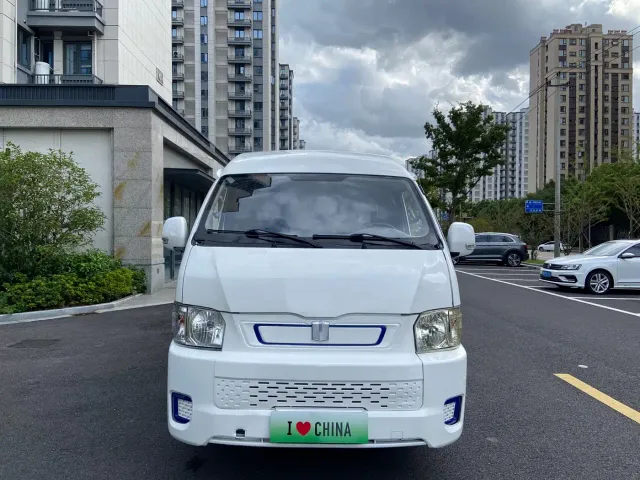 Farizon Yuan Cheng Star Enjoy E6 — Фото автомобиля 2