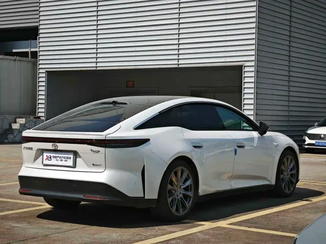 Toyota BoZhi 7 — Фото автомобиля 6