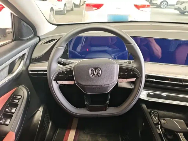 Changan Eado — Фото автомобиля 10