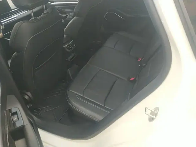 Geely Emgrand — Фото автомобиля 16