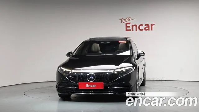 Mercedes-Benz EQS — Фото автомобиля 2