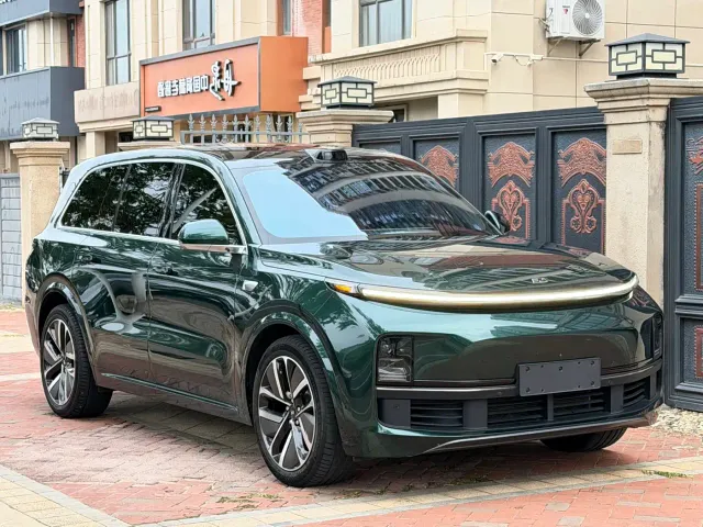 Li Auto L9 — Фото автомобиля 3
