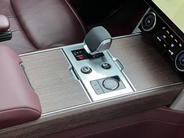 Land Rover Range Rover — Фото автомобиля 15