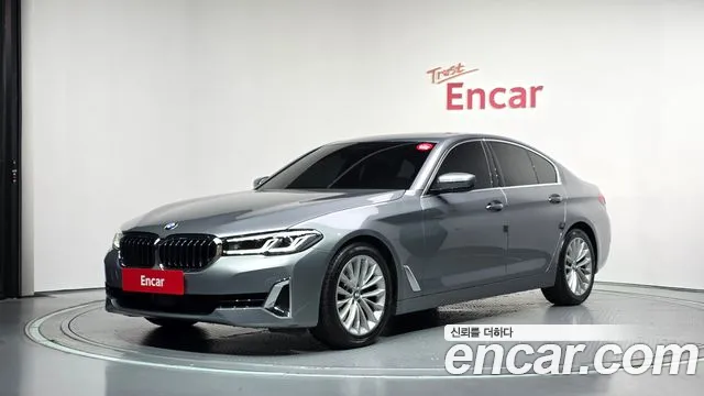Фотография автомобиля — BMW 5 Series G30