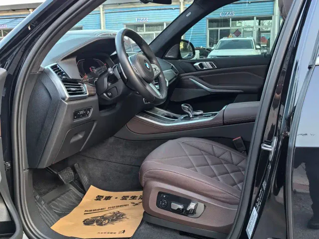 BMW X5 — Фото автомобиля 8