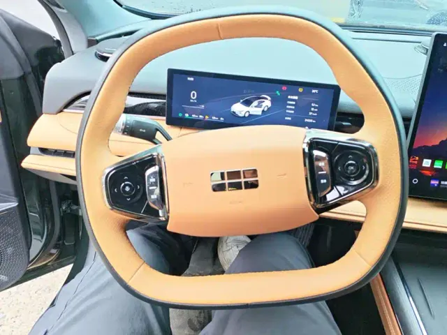 Geely Galaxy Xingyao 8 — Фото автомобиля 15