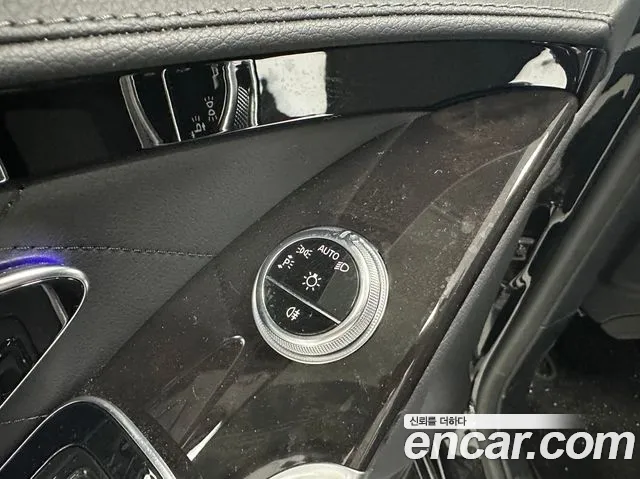 Mercedes-Benz S-Class S-класс W223 — Фото автомобиля 14