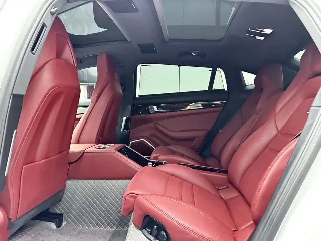 Porsche Panamera — Фото автомобиля 11