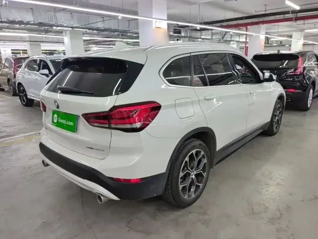 BMW X1 — Фото автомобиля 6
