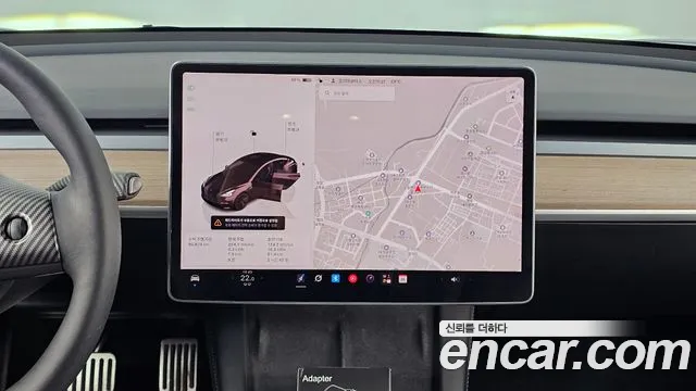 Tesla Model 3 — Фото автомобиля 24