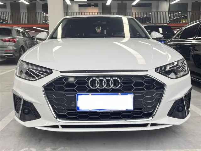 Audi A4L — Фото автомобиля 2