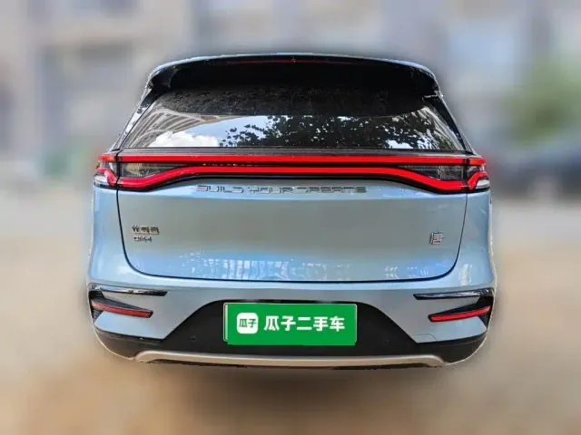 BYD Tang — Фото автомобиля 7