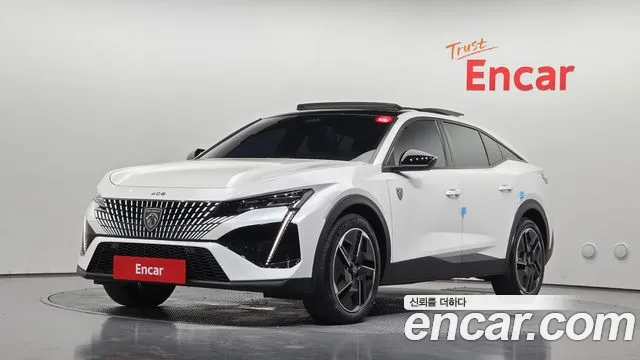 Фотография автомобиля — Peugeot 408 1.2 Pure Tech GT