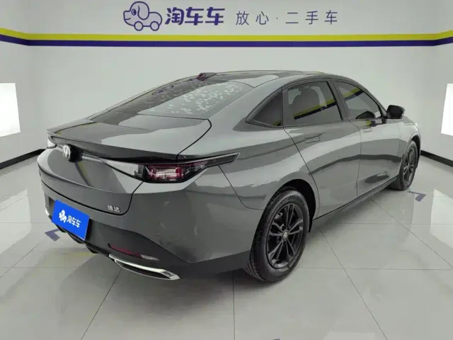 Changan Lamore — Фото автомобиля 3