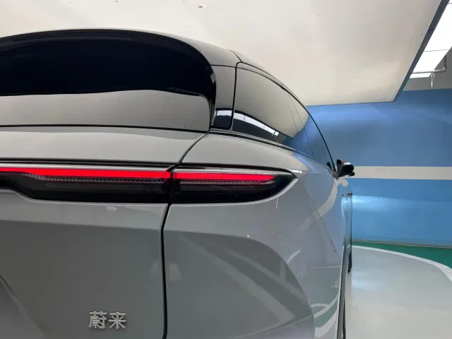 Nio ES6 — Фото автомобиля 9