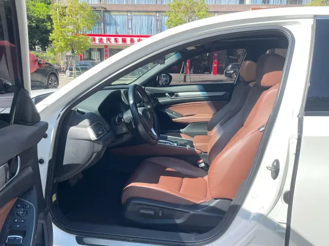 Honda Inspire — Фото автомобиля 7