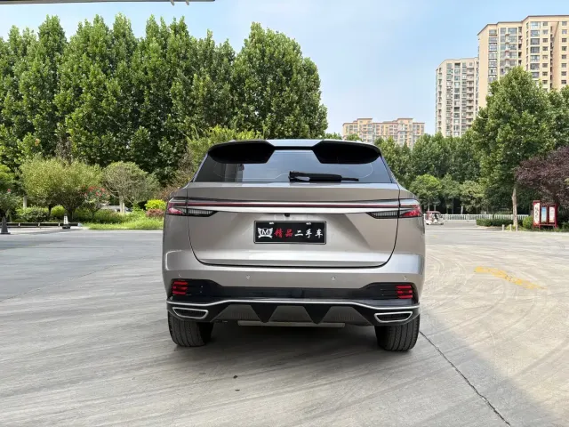 Roewe RX5 — Фото автомобиля 9