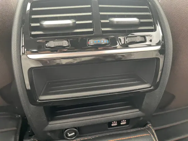 BMW 5 Series — Фото автомобиля 17
