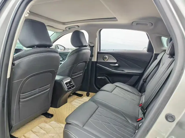 Chery Arrizo 8 — Фото автомобиля 9