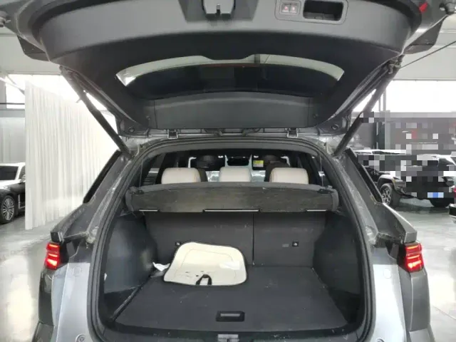 BYD Song Pro — Фото автомобиля 18