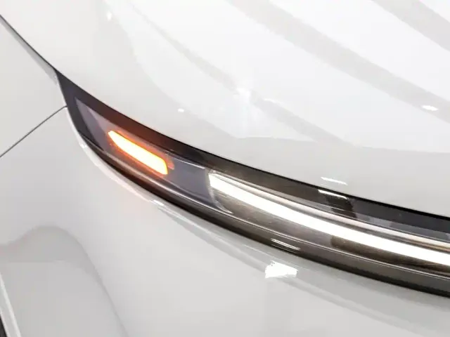 Li Auto L6 — Фото автомобиля 20