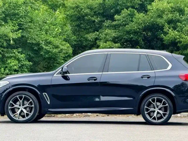 BMW X5 — Фото автомобиля 9