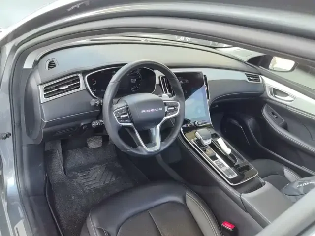 Roewe i6 MAX — Фото автомобиля 5