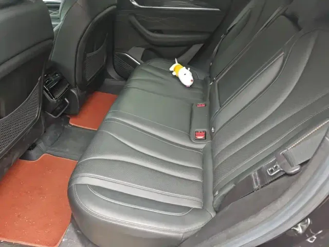 Geely Xingyue L — Фото автомобиля 16