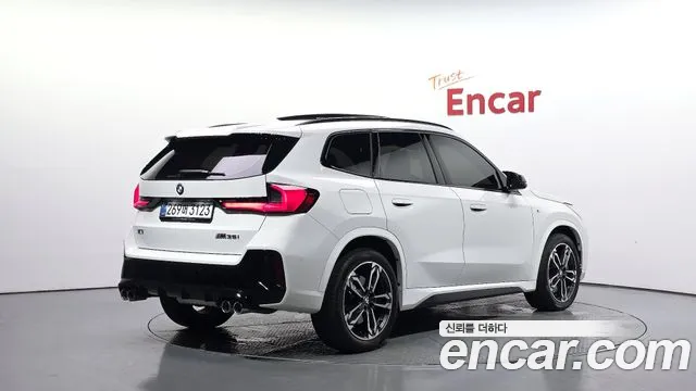 BMW X1 — Фото автомобиля 2