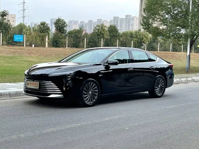Фотография автомобиля — Buick LaCrosse